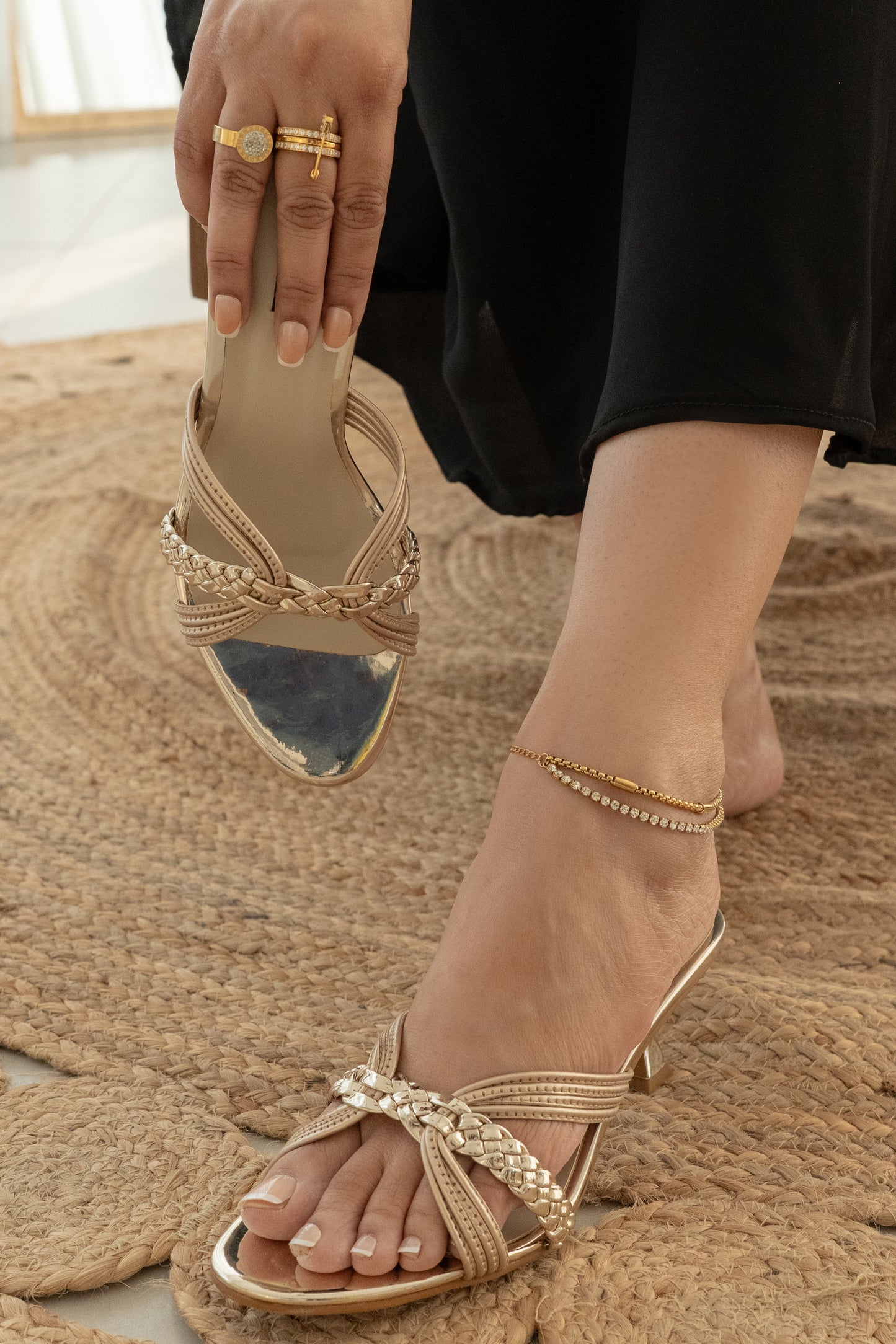 Myra- Gold